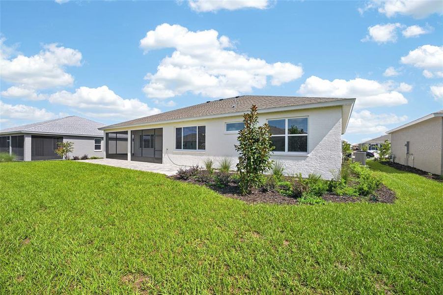 Exterior details and patio area of a home in , Ocala (Image 31).