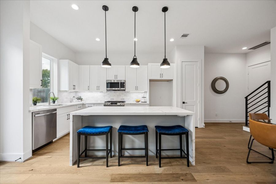 **Not of actual Home** Photos are of on-site model home reflecting finish level & finsihes**