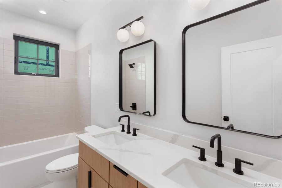 Furnished interior view inside a new home in , Salida (Image 4).