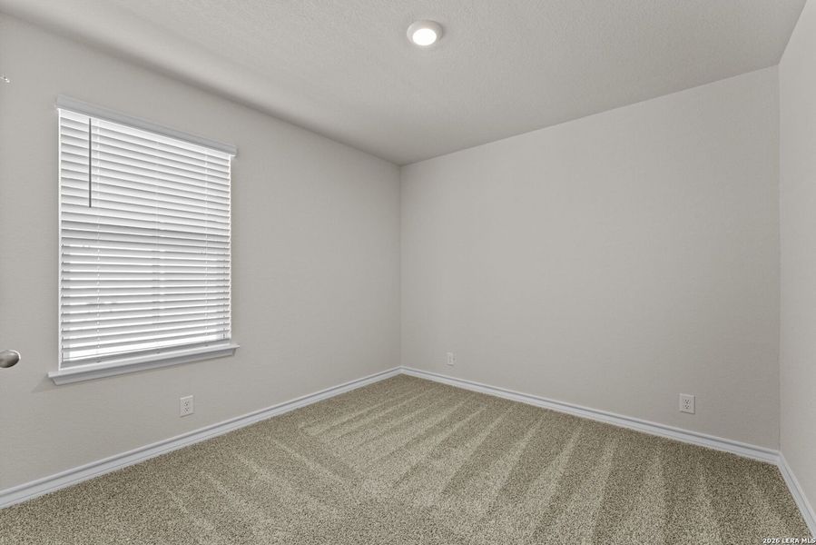 Spacious, unfurnished interior of a new home in Brookstone Creek, San Antonio (Image 18).