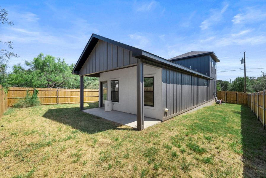 Exterior details and patio area of a home in , Granite Shoals (Image 25).