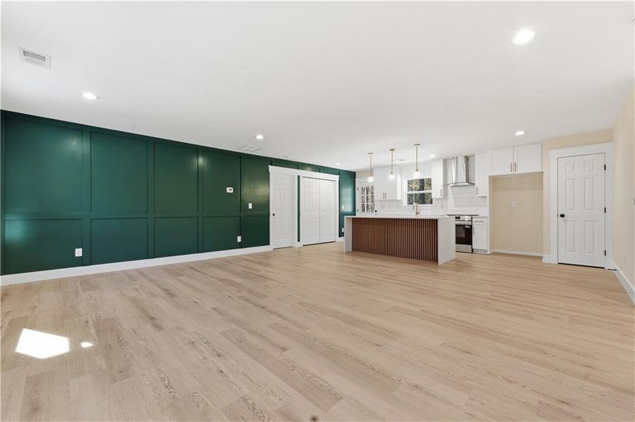 Spacious, unfurnished interior of a new home in , Cartersville (Image 26).