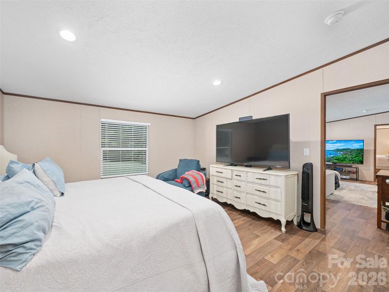 Furnished interior view inside a new home in , Marion (Image 11).