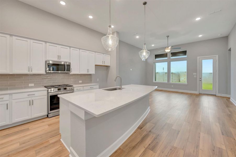 Furnished interior view inside a new home in Pomona - Reserve Collection, Manvel (Image 3). Furnished interior view inside a new home in Pomona - Reserve Collection, Manvel (Image 3).