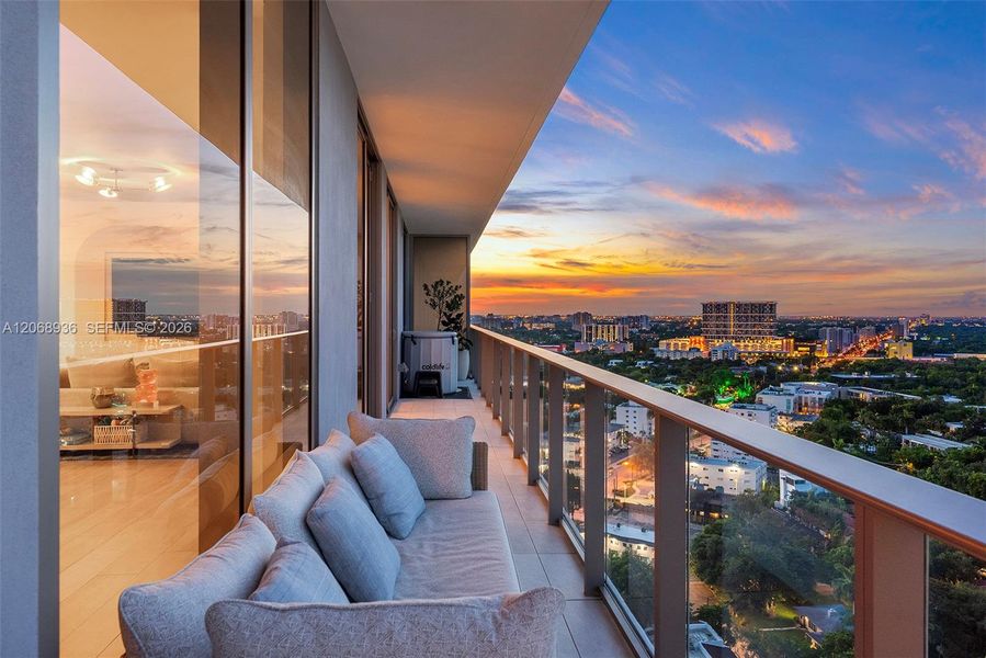 Condo located in Miami, FL showcasing its design and architecture (Image 32). Condo located in Miami, FL showcasing its design and architecture (Image 32).