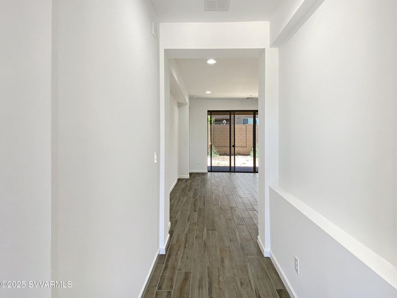 377 Malachite (4) 377 Malachite (4)