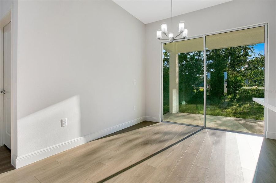 Spacious, unfurnished interior of a new home in , Ocala (Image 19).