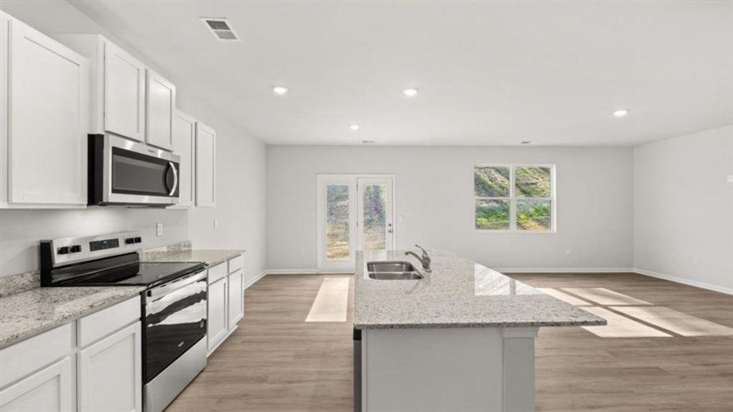 Furnished interior view inside a new home in Oconee Overlook, Gainesville (Image 10).
