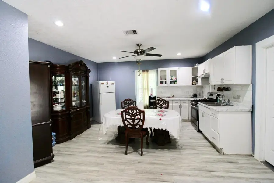 Furnished interior view inside a new home in , Cleveland (Image 11). Furnished interior view inside a new home in , Cleveland (Image 11).