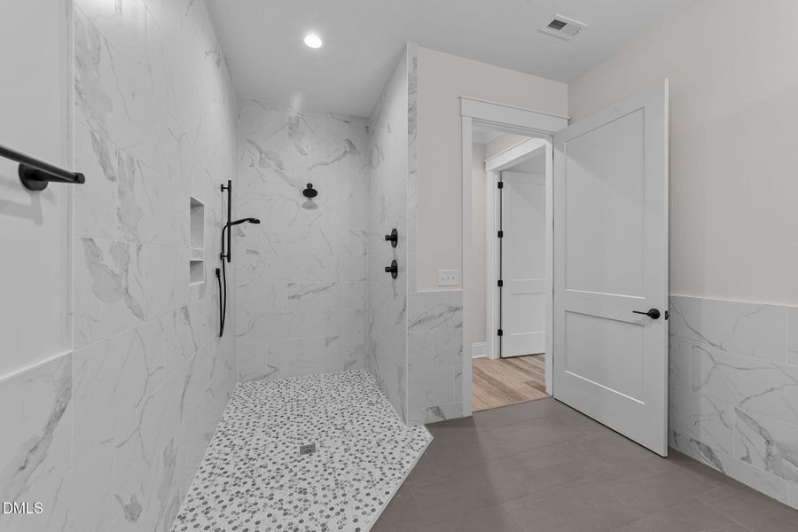 43-web-or-mls-VB4A1071