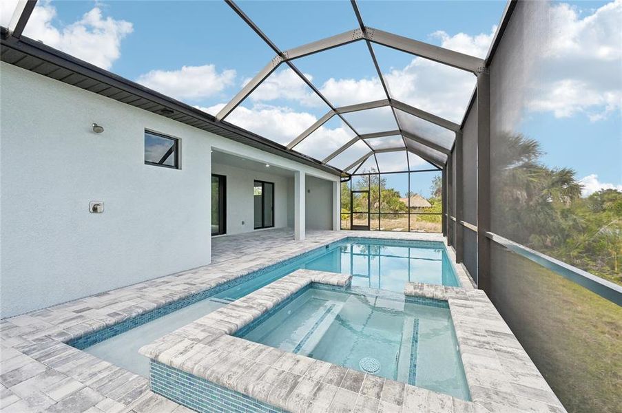 Exterior details and patio area of a home in , Port Charlotte (Image 28).