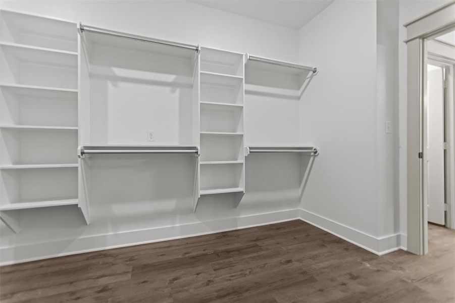 Spacious, unfurnished interior of a new home in , Lindale (Image 32).