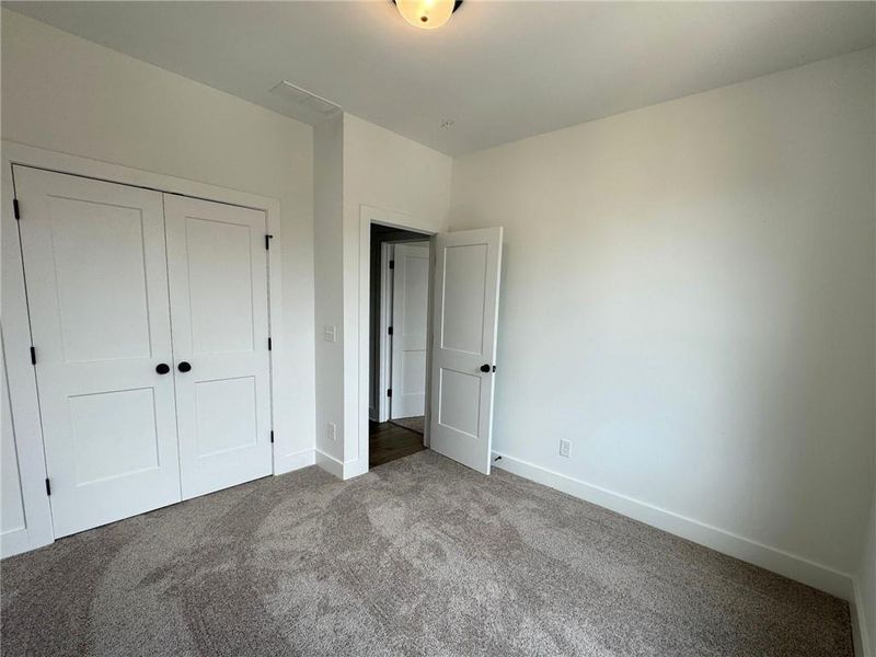 Spacious, unfurnished interior of a new home in , Alpharetta (Image 20). Spacious, unfurnished interior of a new home in , Alpharetta (Image 20).