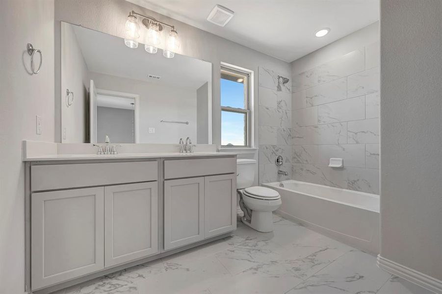 Furnished interior view inside a new home in Sagebrook, Argyle (Image 5).