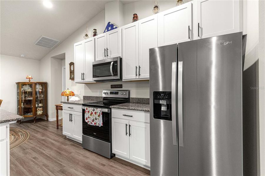 Furnished interior view inside a new home in , Citrus Springs (Image 39).
