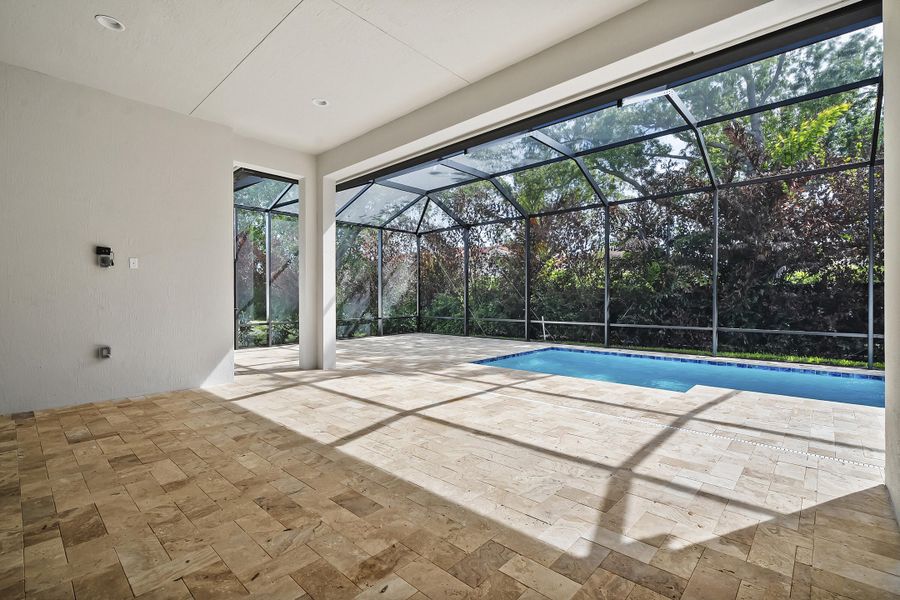 4232 Montagu Ave_Amaryllis_Lot 15_41