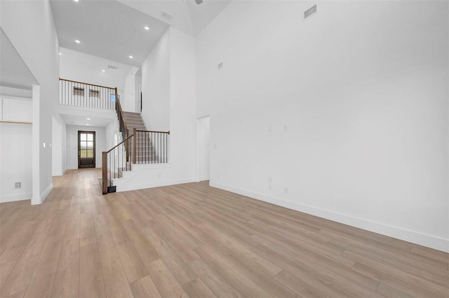 Spacious, unfurnished interior of a new home in Lily Creek at Sutton Fields, Aubrey (Image 29). Spacious, unfurnished interior of a new home in Lily Creek at Sutton Fields, Aubrey (Image 29).