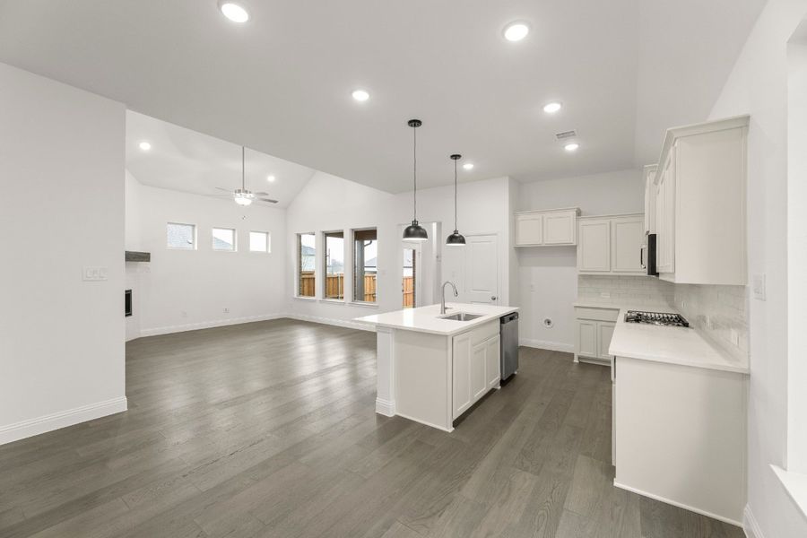 Representative furnished interior of a home built from the Timberline by Pacesetter Homes in La Terra at Uptown Celina, Celina (Image 6). Representative furnished interior of a home built from the Timberline by Pacesetter Homes in La Terra at Uptown Celina, Celina (Image 6).