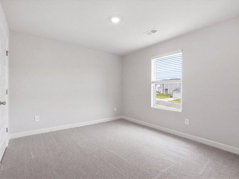 Spacious, unfurnished interior of a new home in Creek Ridge - Heritage Collection, Spartanburg (Image 14). Spacious, unfurnished interior of a new home in Creek Ridge - Heritage Collection, Spartanburg (Image 14).