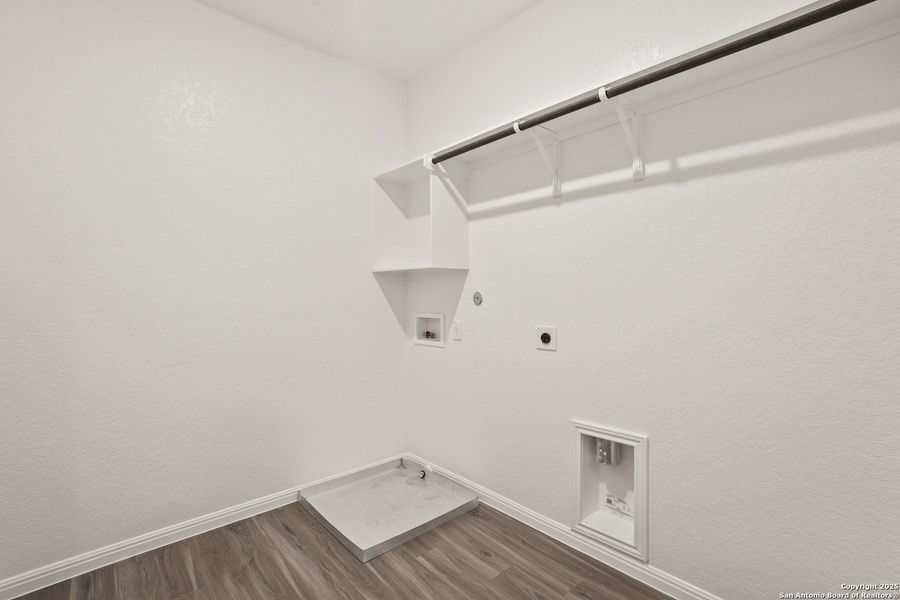 Image 27 of a home in Melissa Ranch.