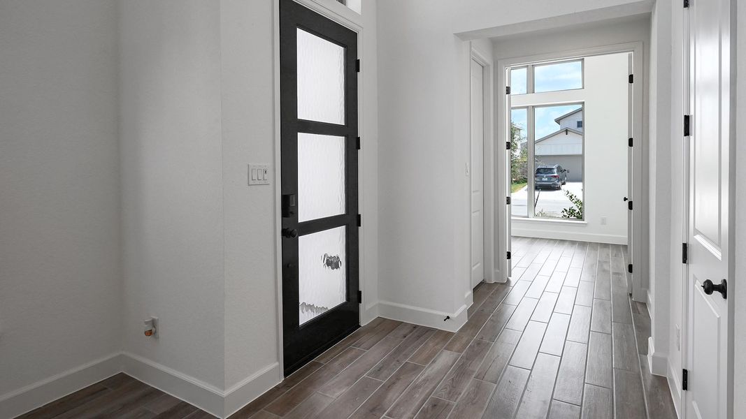 Spacious, unfurnished interior of a new home in Solms Landing, New Braunfels (Image 13). Spacious, unfurnished interior of a new home in Solms Landing, New Braunfels (Image 13).
