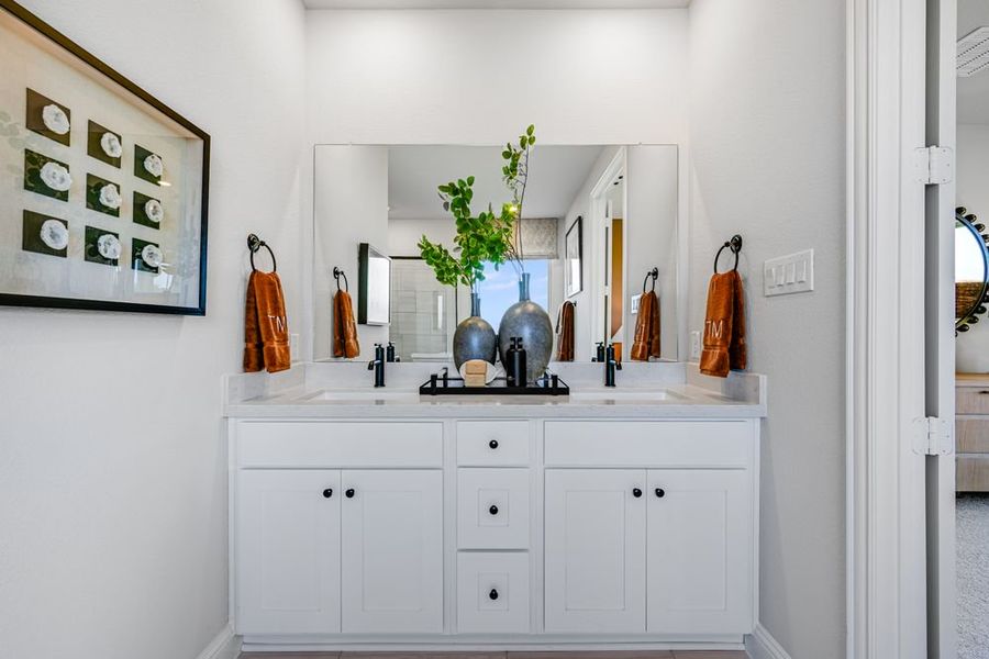 Close-up of interior finishes inside a home in Highland Lakes 50s, McKinney (Image 17).