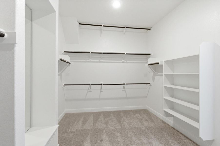 Spacious, unfurnished interior of a new home in Hawkes Landing, Leander (Image 13). Spacious, unfurnished interior of a new home in Hawkes Landing, Leander (Image 13).