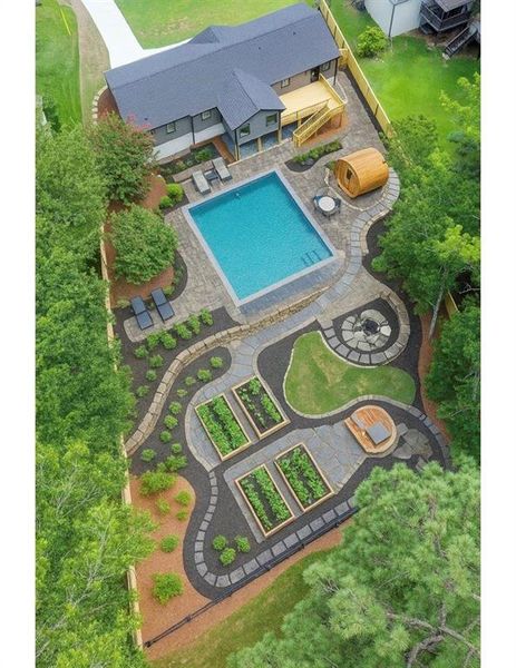 Image 68 of a home in .