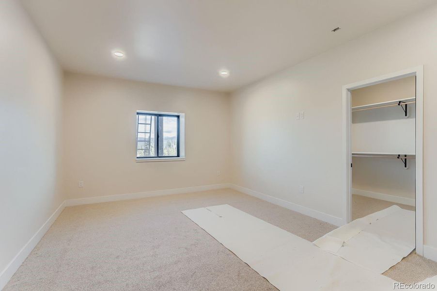 Spacious, unfurnished interior of a new home in , Tabernash (Image 19).