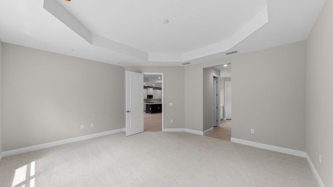 Spacious, unfurnished interior of a new home in Verandah, Fort Myers (Image 24).
