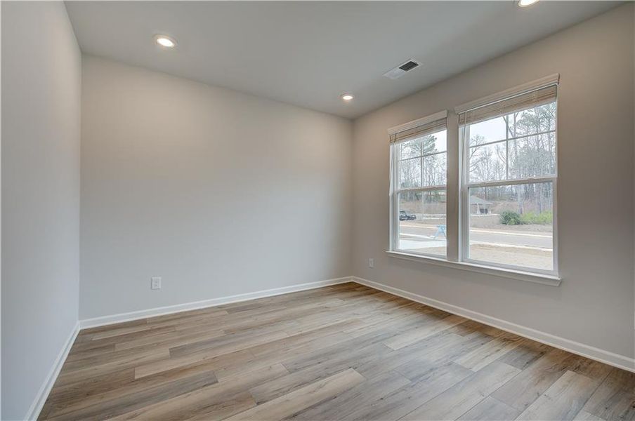 Spacious, unfurnished interior of a new home in Trinity Park, McDonough (Image 19).
