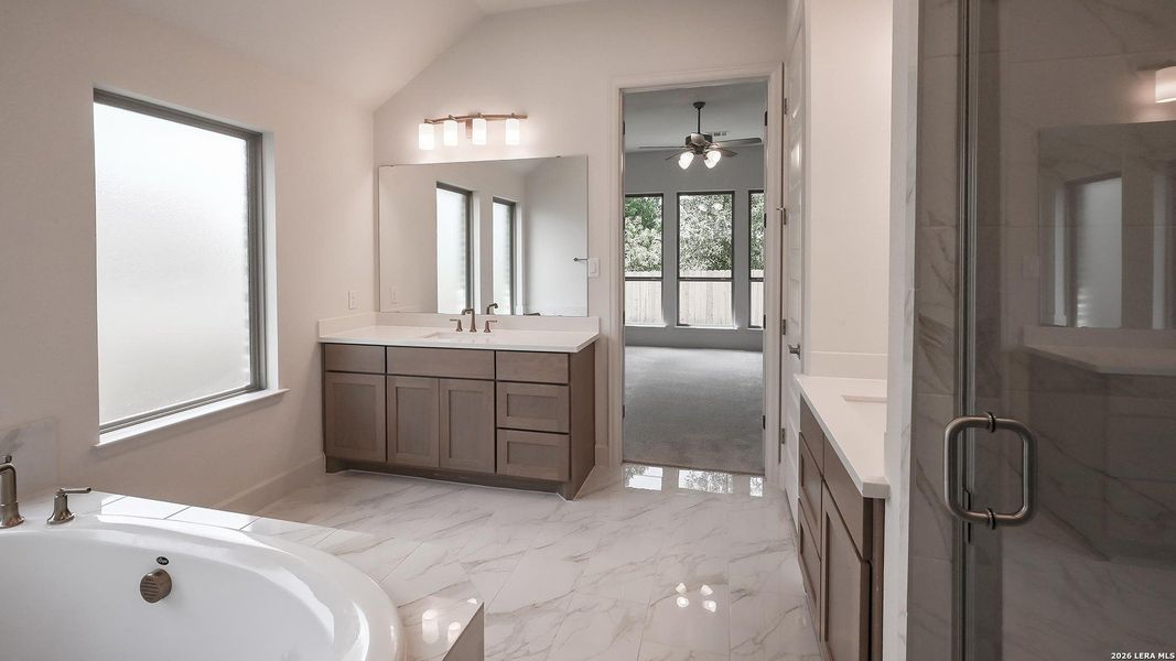 Furnished interior view inside a new home in Cibolo Valley Heights, Cibolo (Image 11).