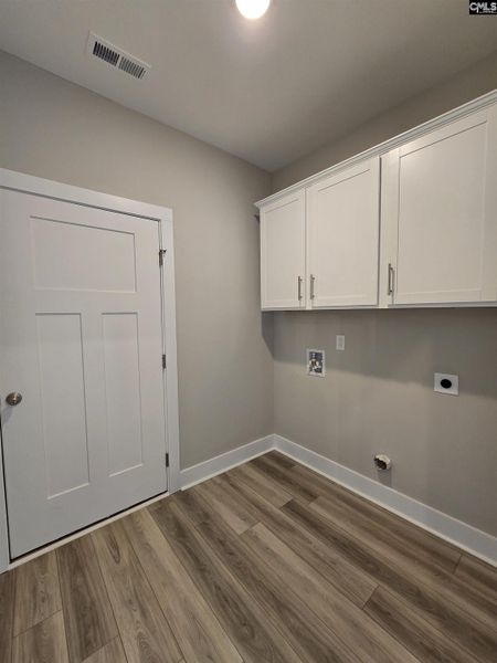 Spacious, unfurnished interior of a new home in Collins Cove, Chapin (Image 25). Spacious, unfurnished interior of a new home in Collins Cove, Chapin (Image 25).