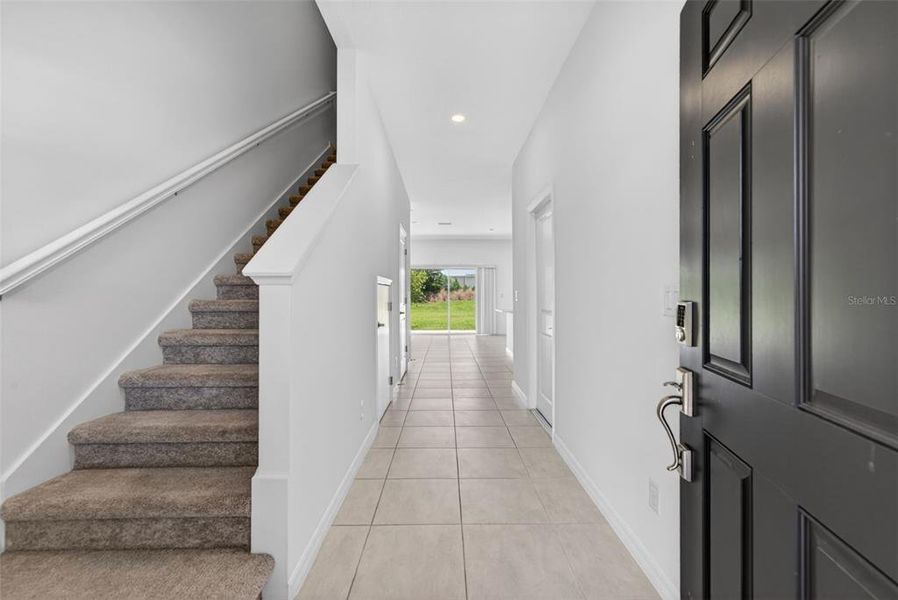 Spacious, unfurnished interior of a new home in , Bradenton (Image 23). Spacious, unfurnished interior of a new home in , Bradenton (Image 23).