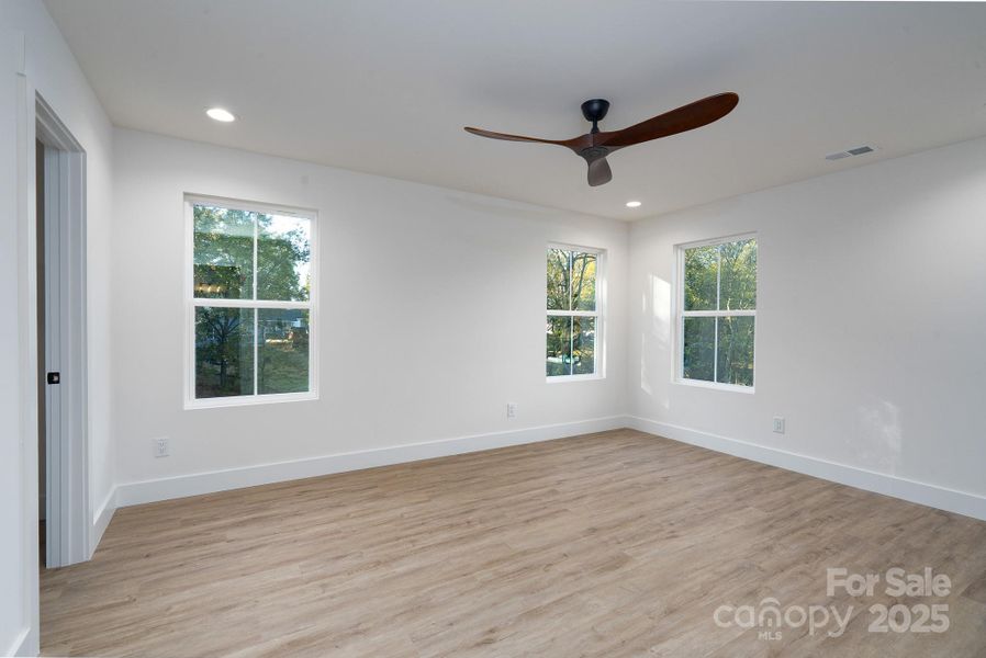 Spacious, unfurnished interior of a new home in , Kannapolis (Image 19). Spacious, unfurnished interior of a new home in , Kannapolis (Image 19).