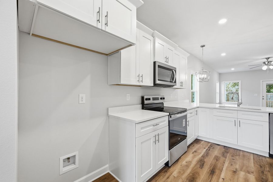 Furnished interior view inside a new home in McCarthy Estates, Defuniak Springs (Image 10). Furnished interior view inside a new home in McCarthy Estates, Defuniak Springs (Image 10).