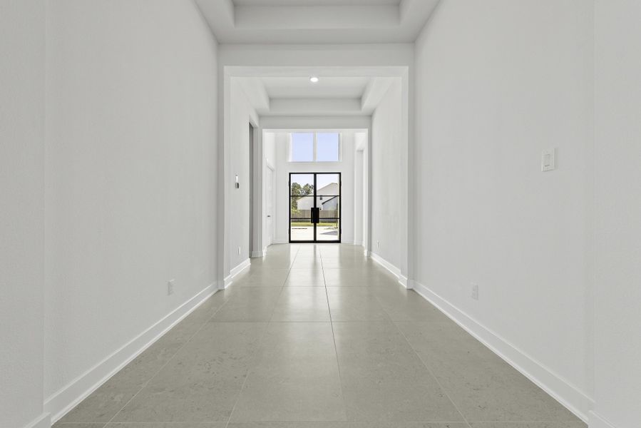 Representative unfurnished interior of a home built from the The Leona by Westin Homes in ARTAVIA®, Conroe (Image 16).