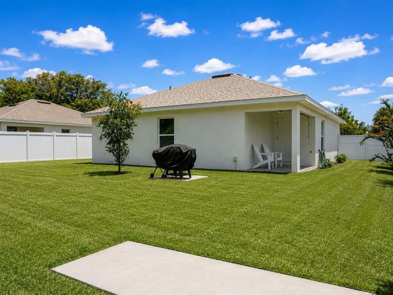 Exterior details and patio area of a home in , Lake Wales (Image 3). Exterior details and patio area of a home in , Lake Wales (Image 3).