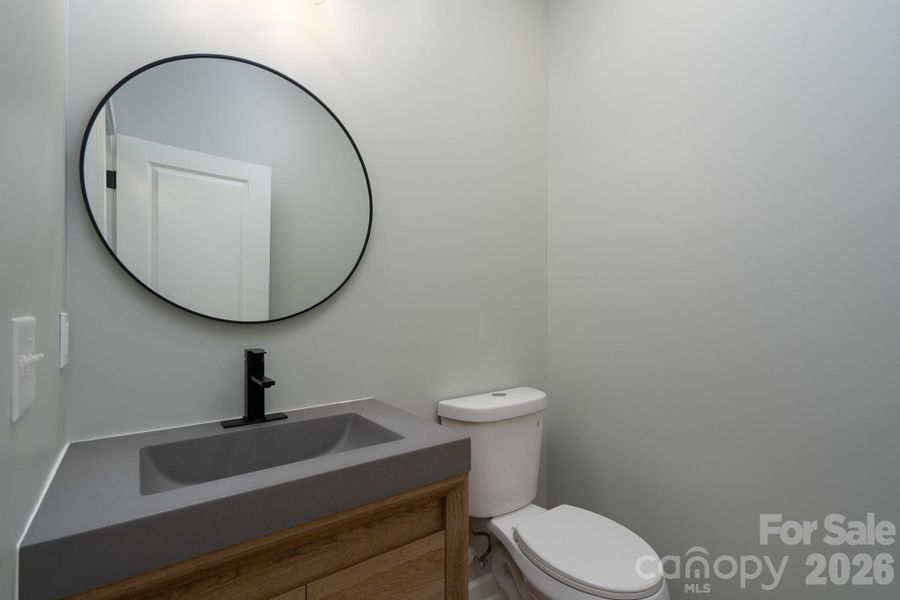 Furnished interior view inside a new home in , Dallas (Image 13).
