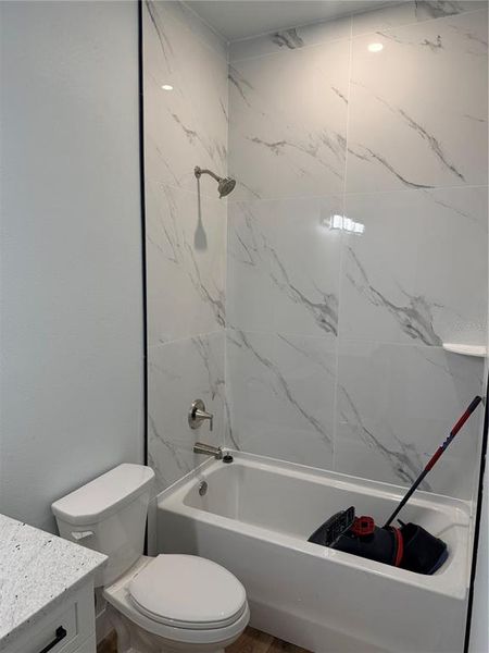 Furnished interior view inside a new home in , Deland (Image 4).