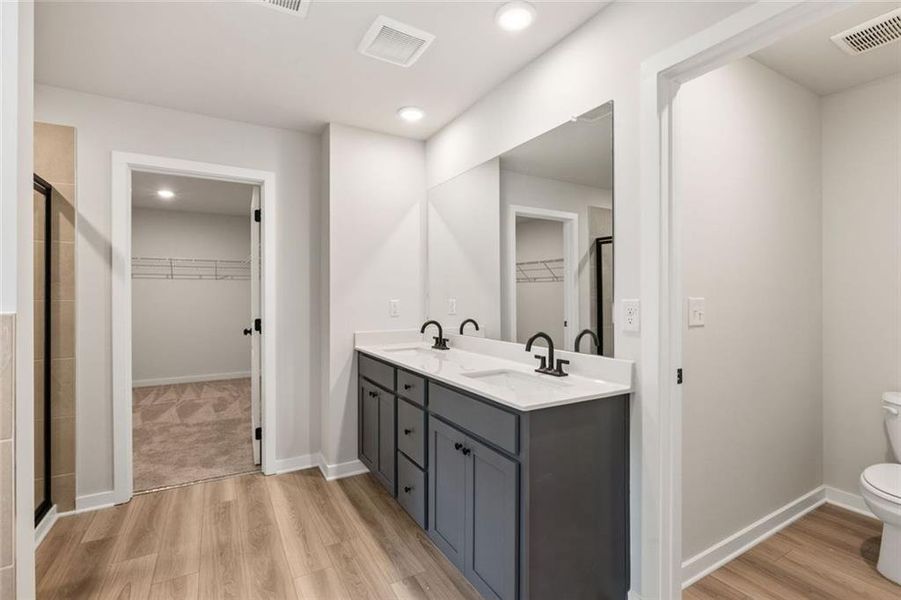 Furnished interior view inside a new home in Oak Grove Glen, Snellville (Image 15). Furnished interior view inside a new home in Oak Grove Glen, Snellville (Image 15).