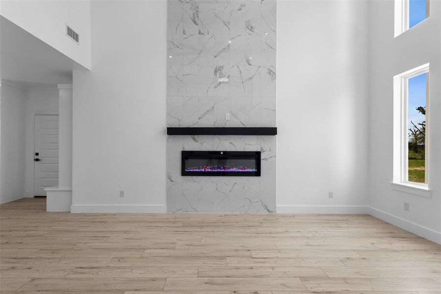Spacious, unfurnished interior of a new home in , Emory (Image 18).