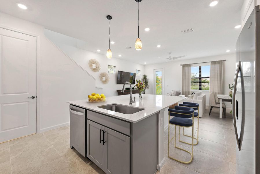 501 SW Sally Way (18s)3