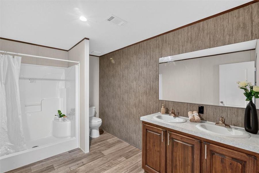 Furnished interior view inside a new home in , Bronson (Image 12).