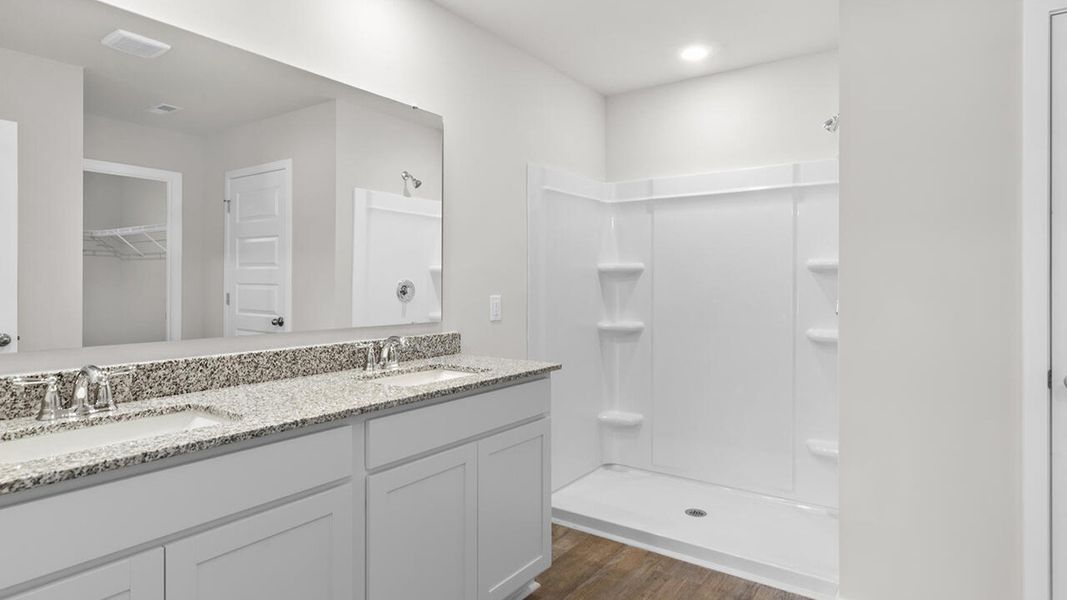 Furnished interior view inside a new home in Vineyard Trail, Jacksonville (Image 8).