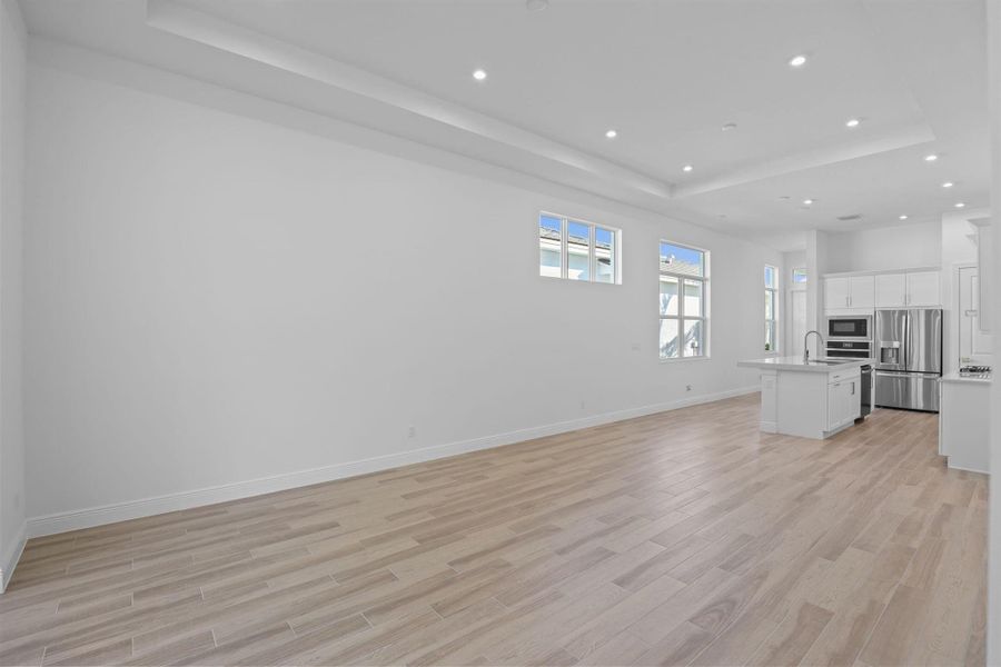 Spacious, unfurnished interior of a new home in , Port St. Lucie (Image 14).