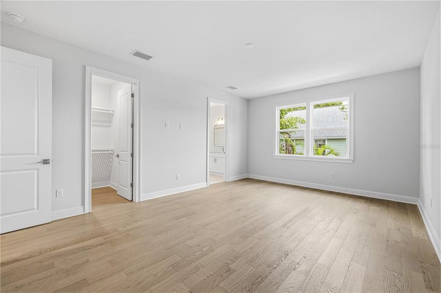 Spacious, unfurnished interior of a new home in , Tampa (Image 28). Spacious, unfurnished interior of a new home in , Tampa (Image 28).