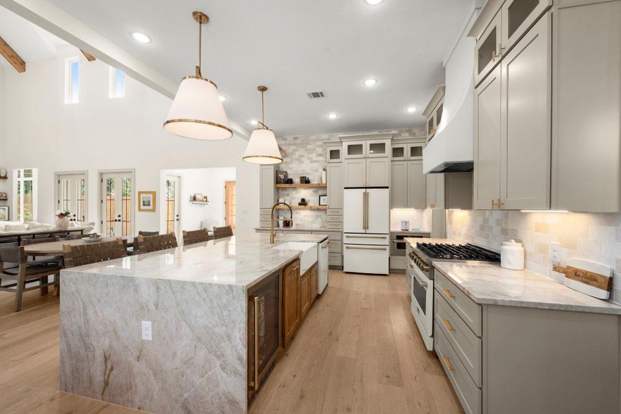 Furnished interior view inside a new home in , Tomball (Image 28).