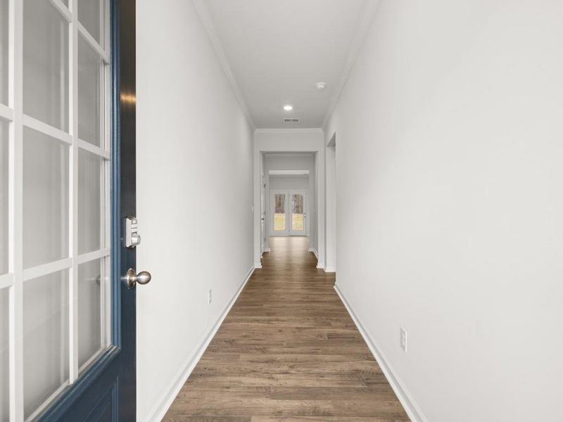 Spacious, unfurnished interior of a new home in Thompson Ridge, Dallas (Image 33). Spacious, unfurnished interior of a new home in Thompson Ridge, Dallas (Image 33).