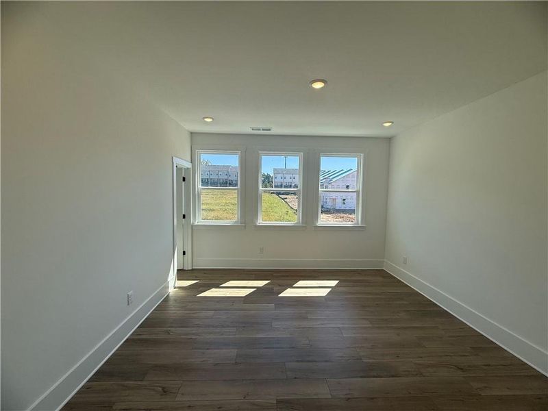 Spacious, unfurnished interior of a new home in Park Vue, Atlanta (Image 33). Spacious, unfurnished interior of a new home in Park Vue, Atlanta (Image 33).